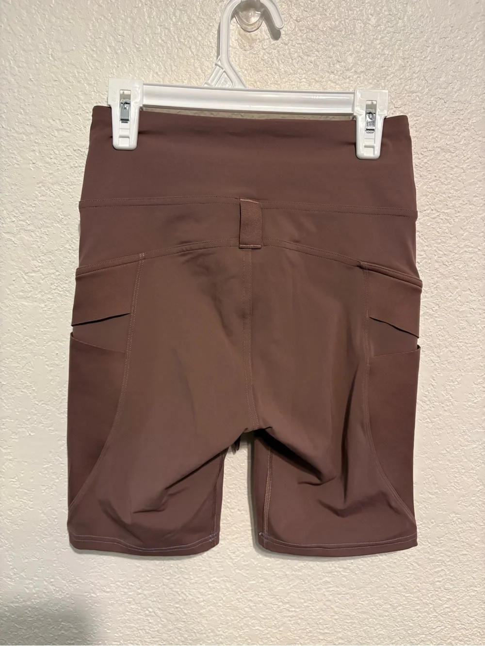 lululemon athletica Super-High Rise Hiking Shorts in Dark Oxide Size 4